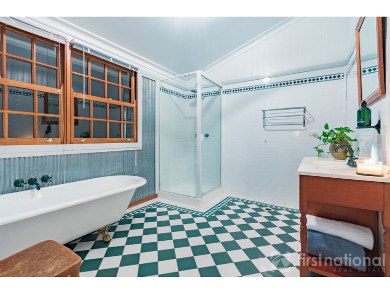 21 Bell Road, Glass House Mountains QLD 4518