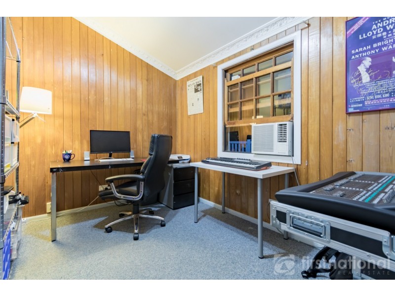 21 Bell Road, Glass House Mountains QLD 4518