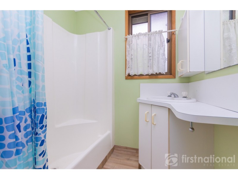 6 Sidha Ave, Glass House Mountains QLD 4518