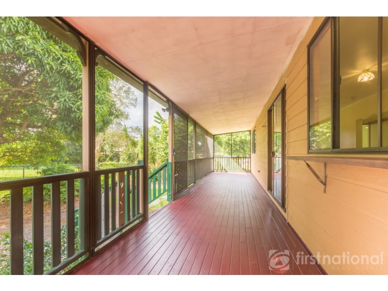 6 Sidha Ave, Glass House Mountains QLD 4518