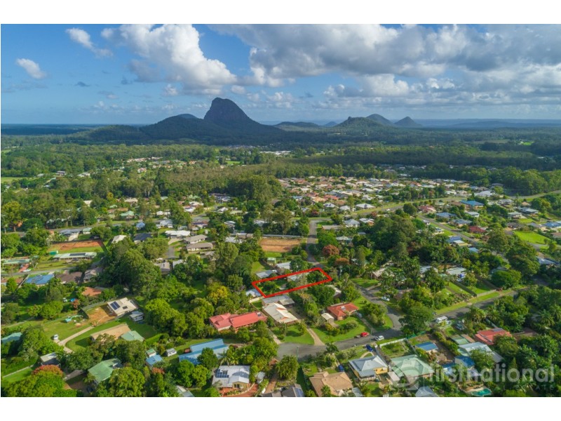 6 Sidha Ave, Glass House Mountains QLD 4518