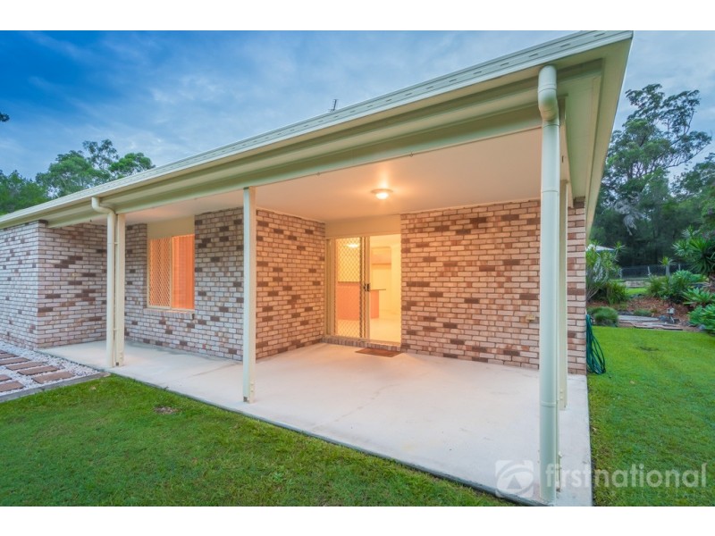 52 Carnarvon Drive, Beerwah QLD 4519