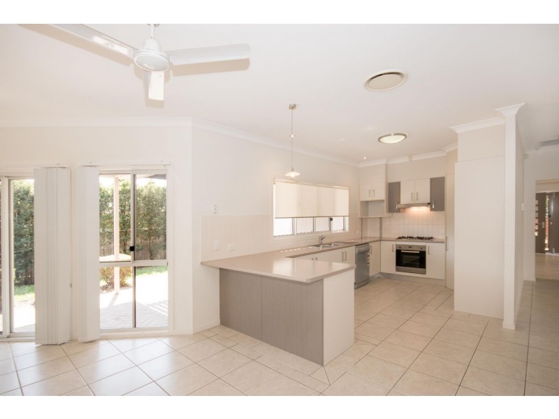 9 Usher Boulevard, Beerwah QLD 4519