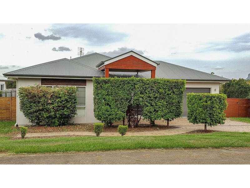 9 Usher Boulevard, Beerwah QLD 4519