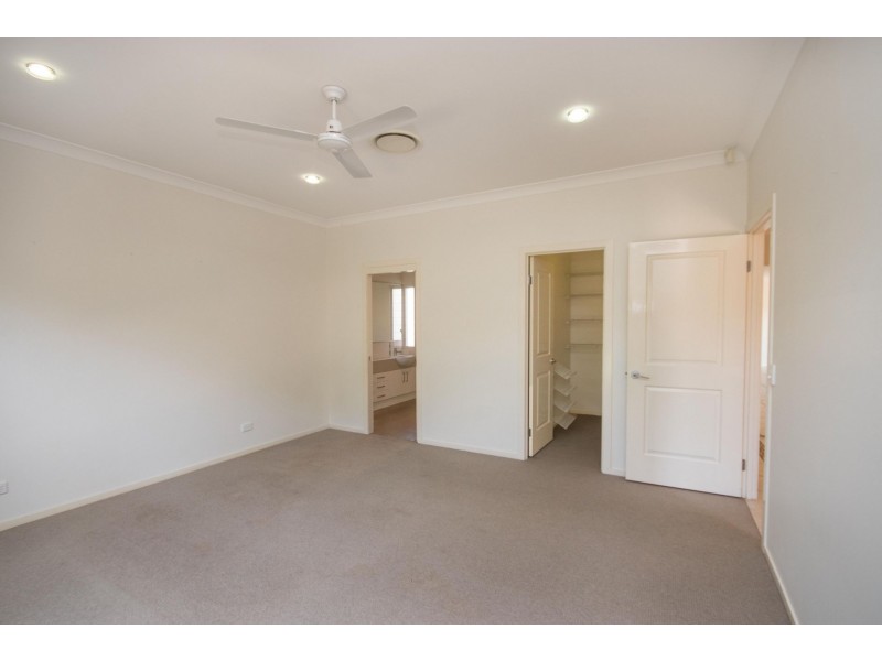 9 Usher Boulevard, Beerwah QLD 4519