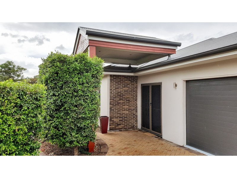 9 Usher Boulevard, Beerwah QLD 4519