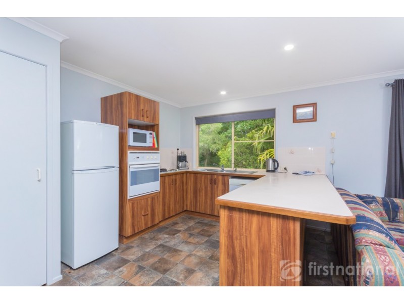 11 Knowles Place, Glass House Mountains QLD 4518