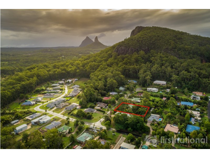 11 Knowles Place, Glass House Mountains QLD 4518
