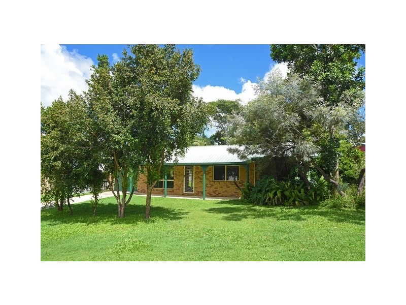 6 Barbara Court, Beerwah QLD 4519