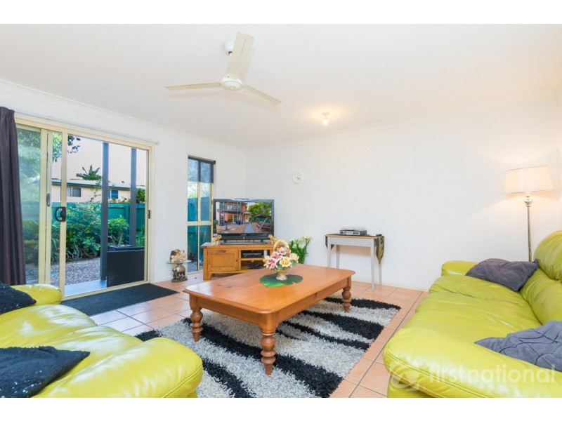 2/16 Swan Street, Beerwah QLD 4519