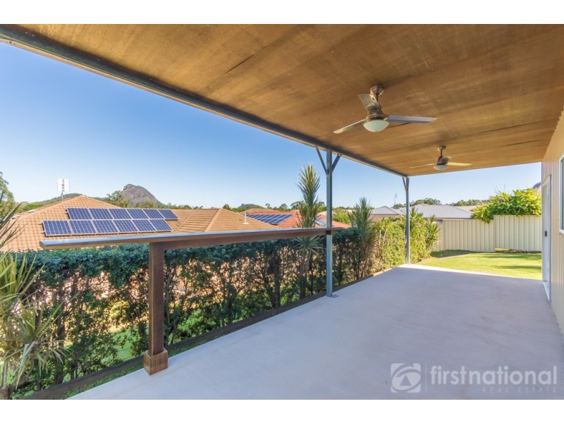 2 Gloria Close, Glass House Mountains QLD 4518