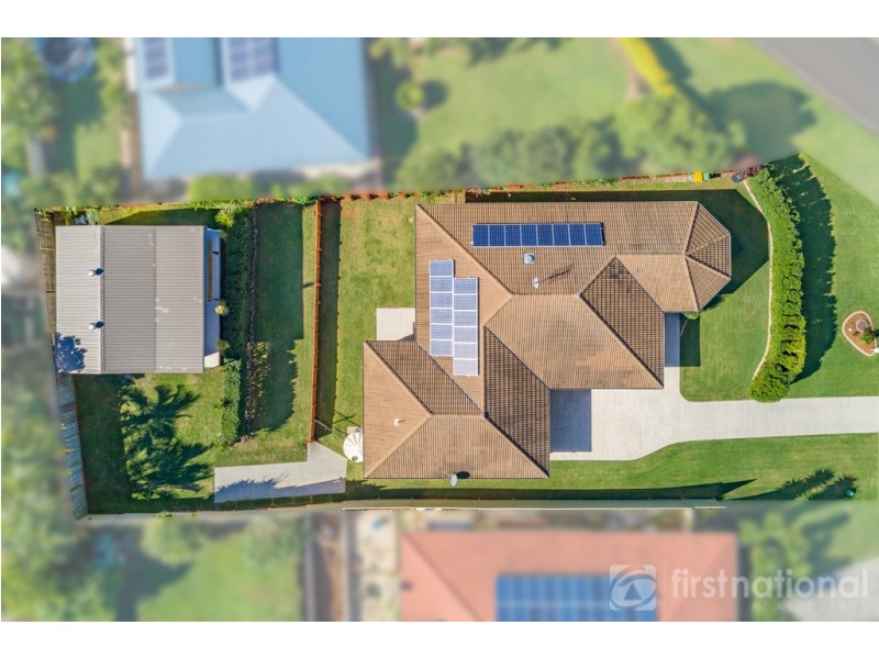 2 Gloria Close, Glass House Mountains QLD 4518