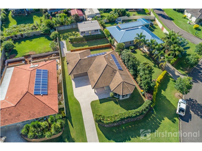 2 Gloria Close, Glass House Mountains QLD 4518