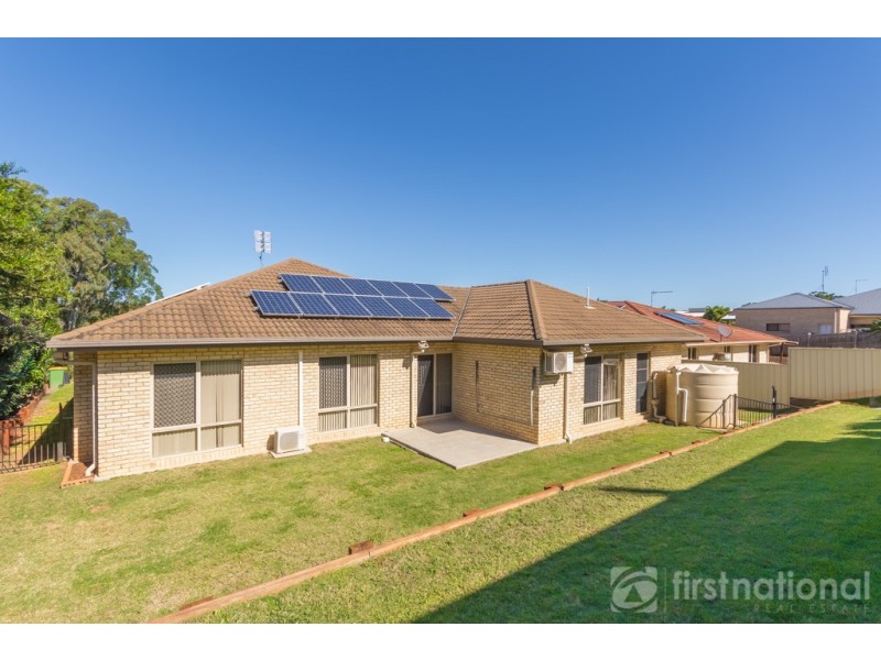 2 Gloria Close, Glass House Mountains QLD 4518