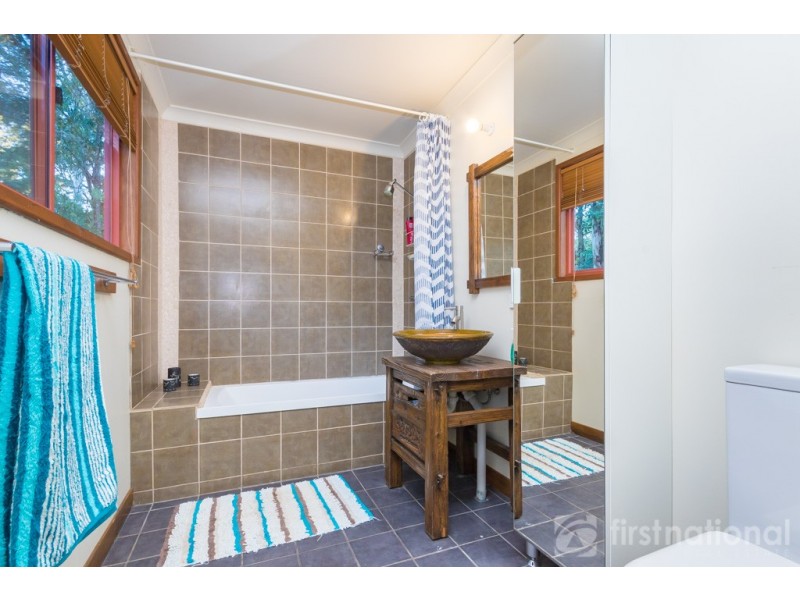 2 Annie Street, Landsborough QLD 4550