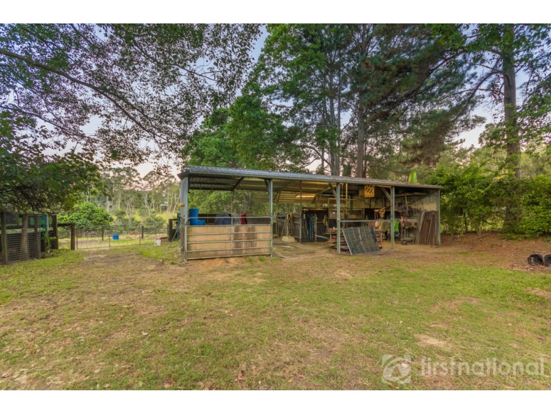 34 Storrs Road, Peachester QLD 4519