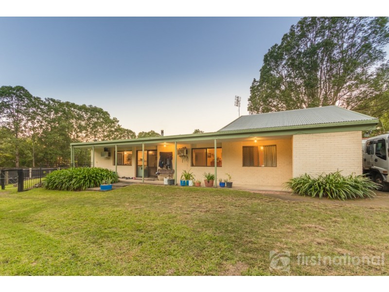 34 Storrs Road, Peachester QLD 4519