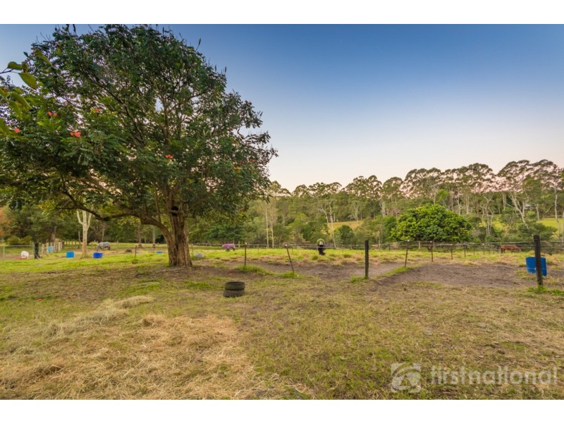34 Storrs Road, Peachester QLD 4519