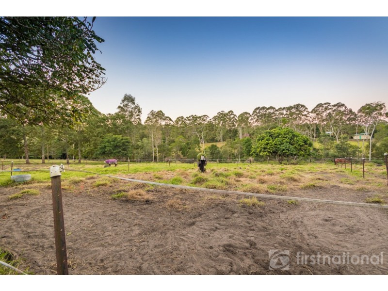 34 Storrs Road, Peachester QLD 4519