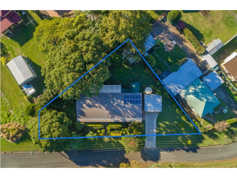 1 Mooloolah Street, Landsborough QLD 4550