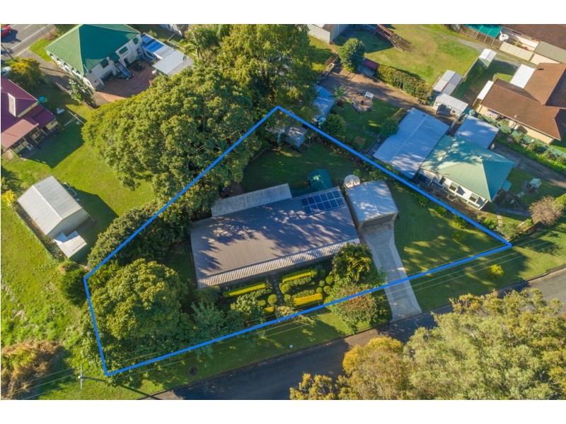 1 Mooloolah Street, Landsborough QLD 4550