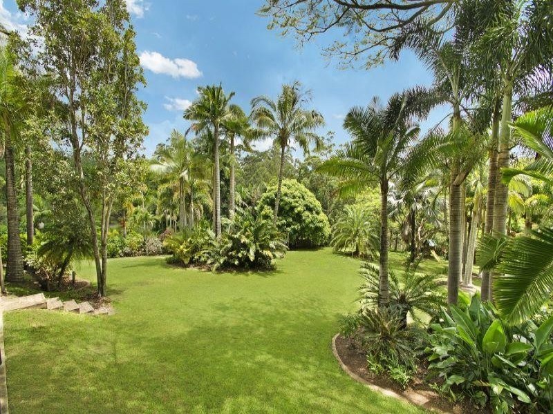 204 Glass House-Woodford Road, Glass House Mountains QLD 4518
