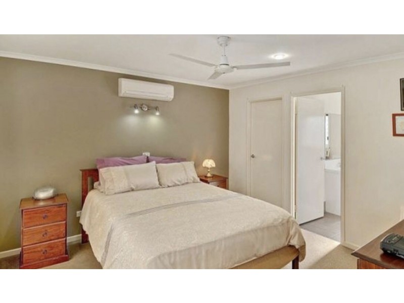 9 Winston Court, Landsborough QLD 4550