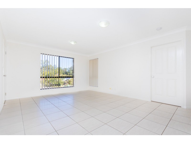 9 Olivia Court, Landsborough QLD 4550