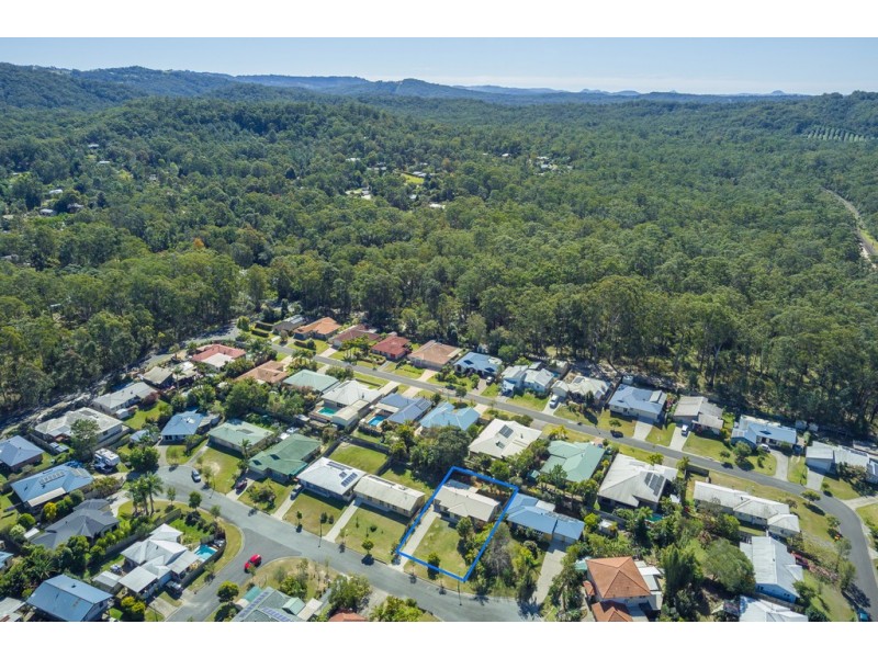 9 Olivia Court, Landsborough QLD 4550