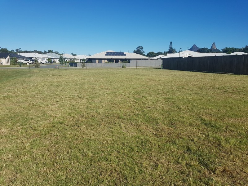 28 Clark Avenue, Glass House Mountains QLD 4518