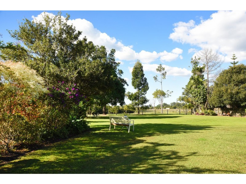 47 Anderson Road, Glass House Mountains QLD 4518