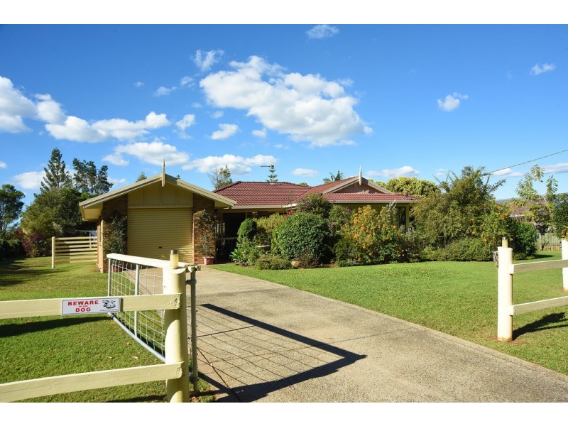 47 Anderson Road, Glass House Mountains QLD 4518
