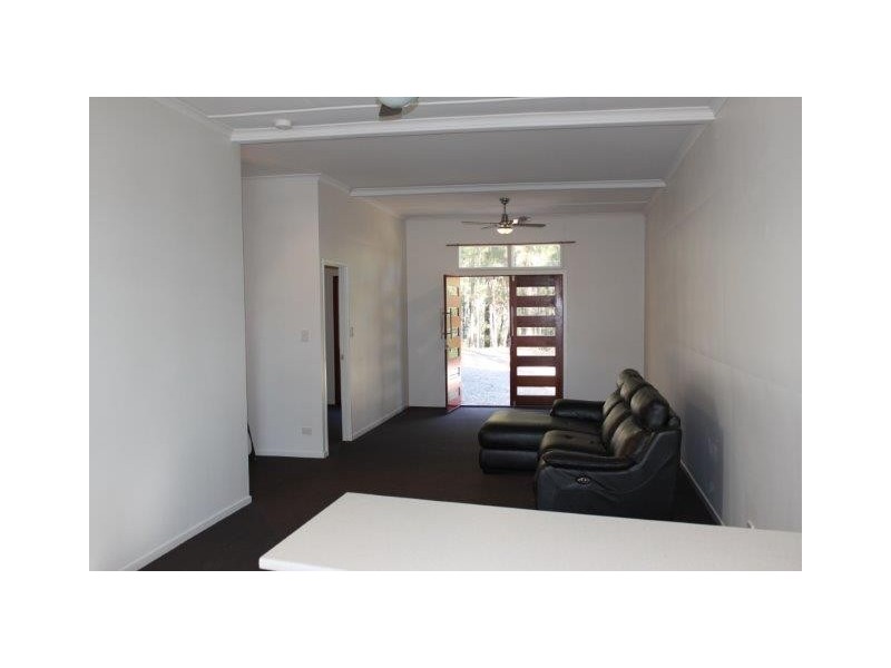 198B Woodford Road, Glass House Mountains QLD 4518