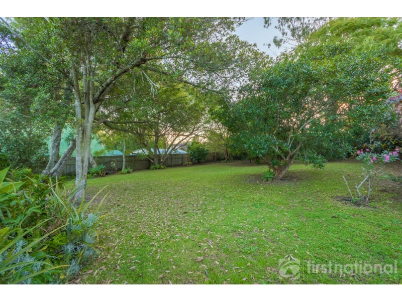 8 Kirsten Drive, Glass House Mountains QLD 4518