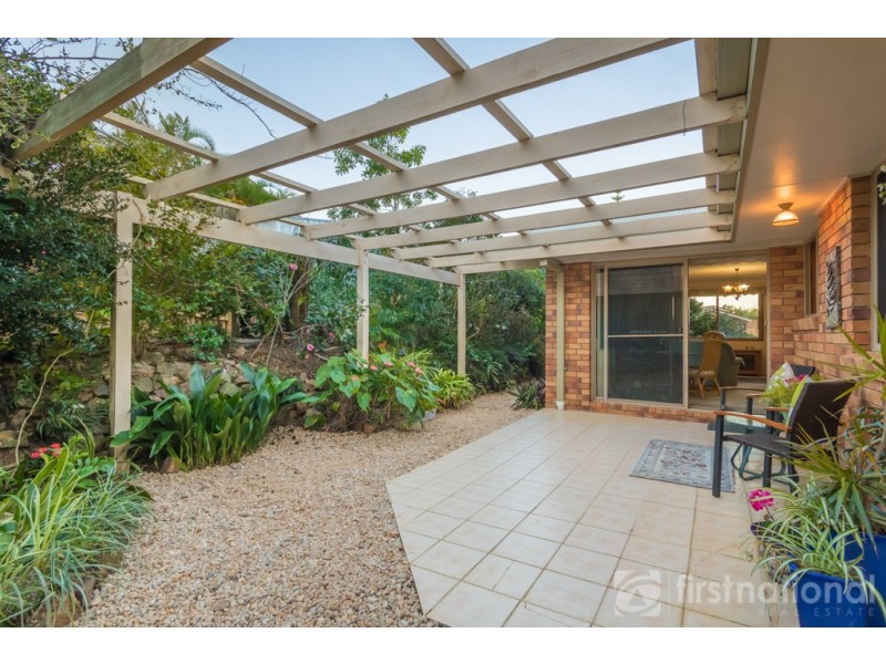 8 Kirsten Drive, Glass House Mountains QLD 4518