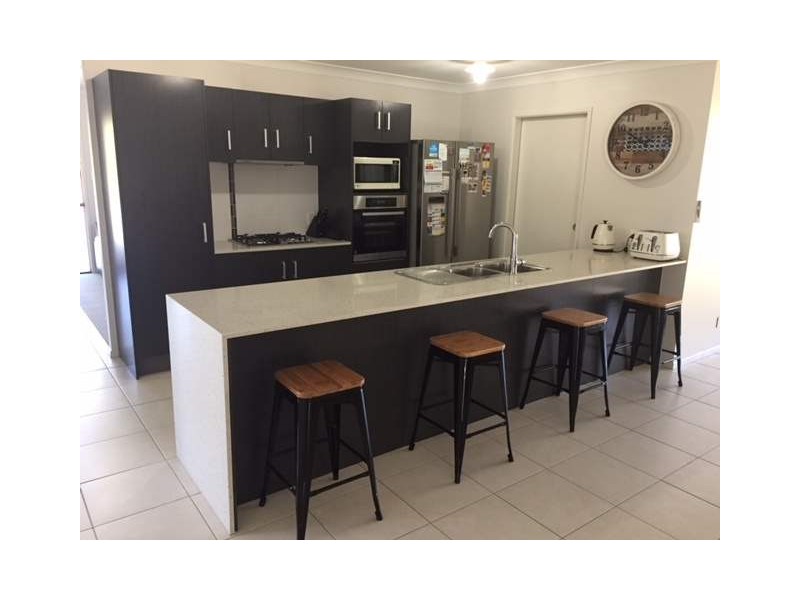 45 Lakefield Crescent, Beerwah QLD 4519