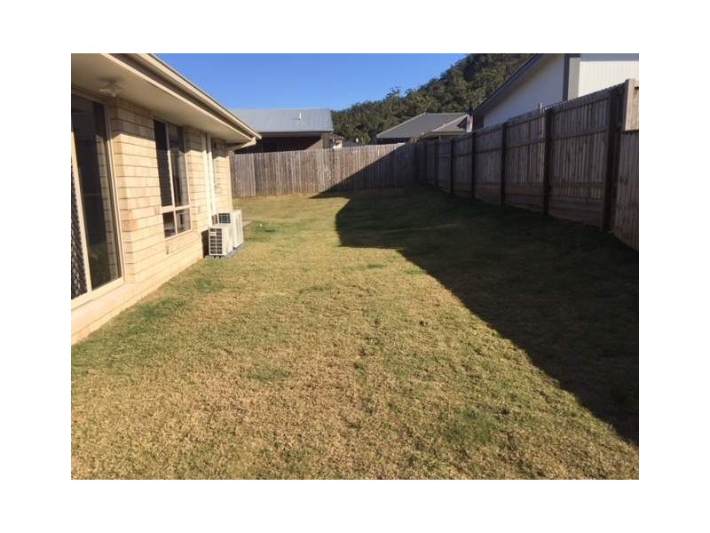 45 Lakefield Crescent, Beerwah QLD 4519