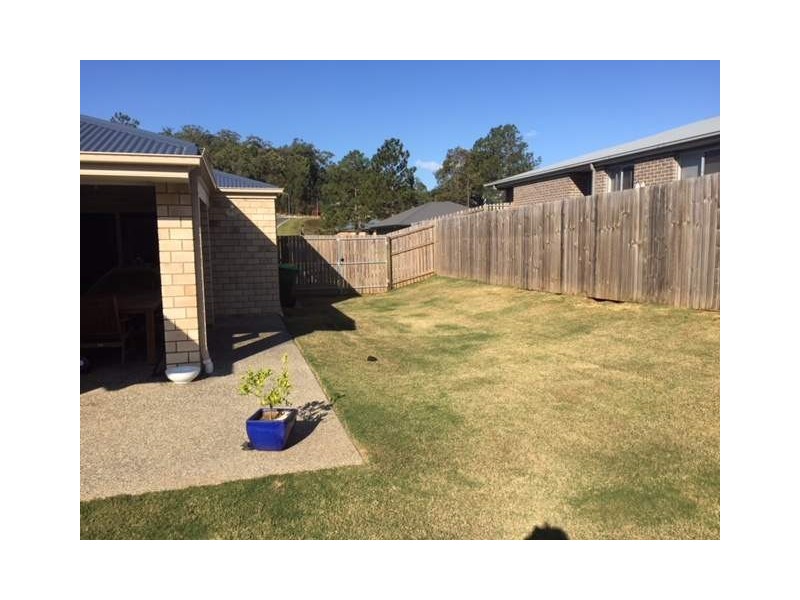 45 Lakefield Crescent, Beerwah QLD 4519