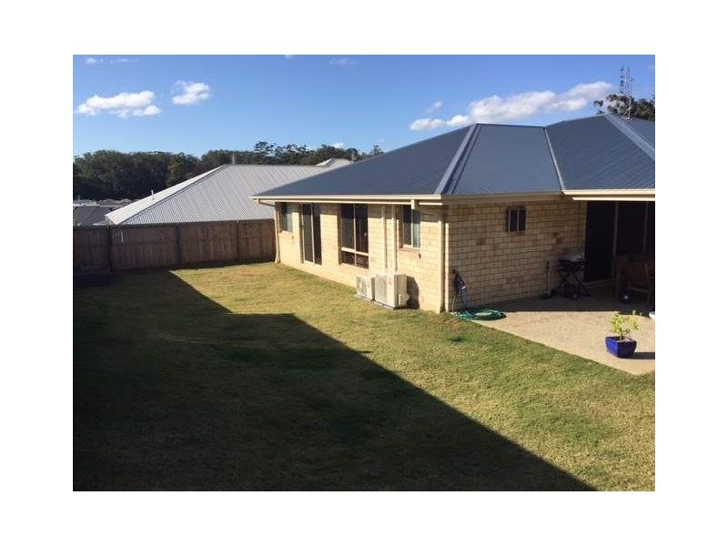 45 Lakefield Crescent, Beerwah QLD 4519