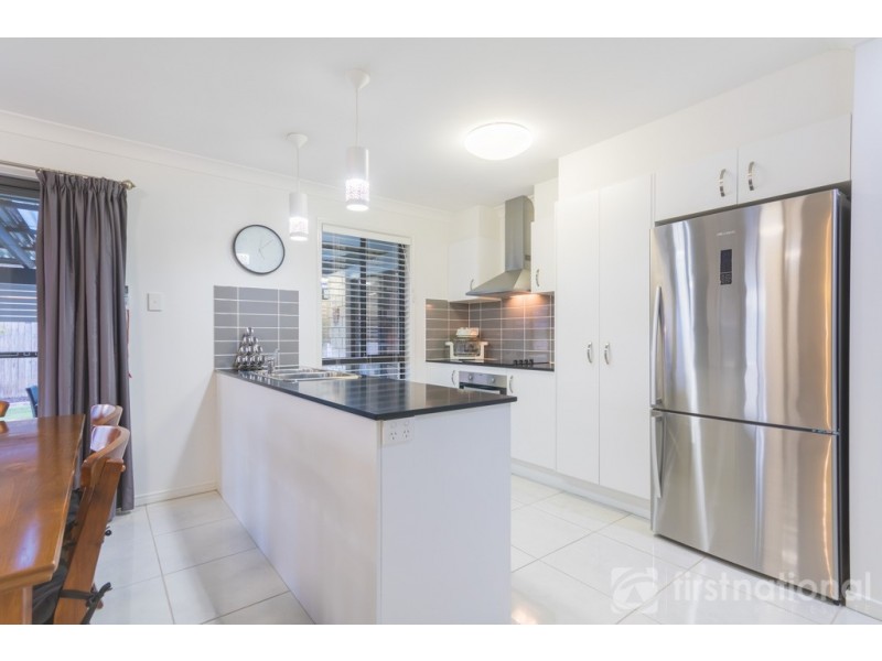 36 Featherwood Crescent, Beerwah QLD 4519