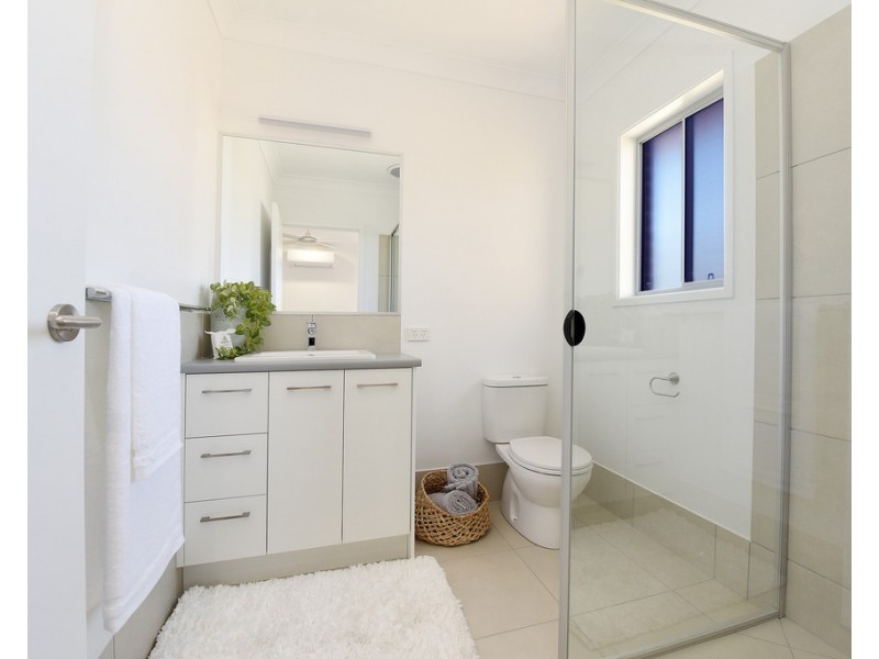 20 Crumpton Place, Beerwah QLD 4519