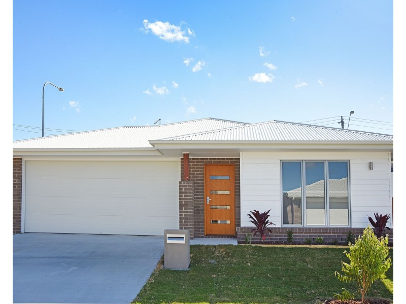 20 Crumpton Place, Beerwah QLD 4519