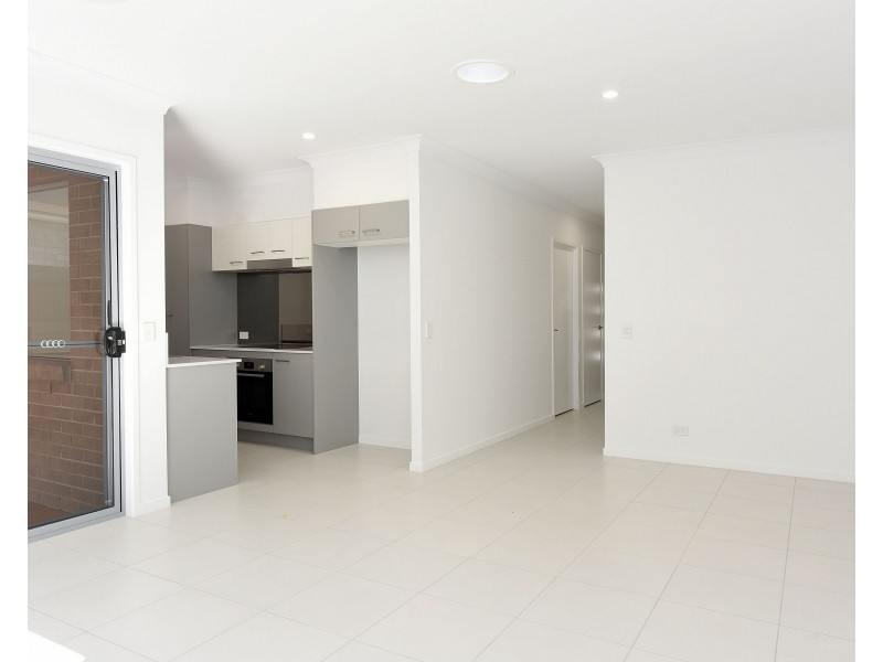 20 Crumpton Place, Beerwah QLD 4519