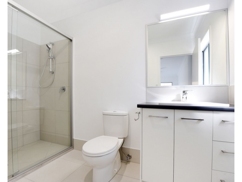 20 Crumpton Place, Beerwah QLD 4519