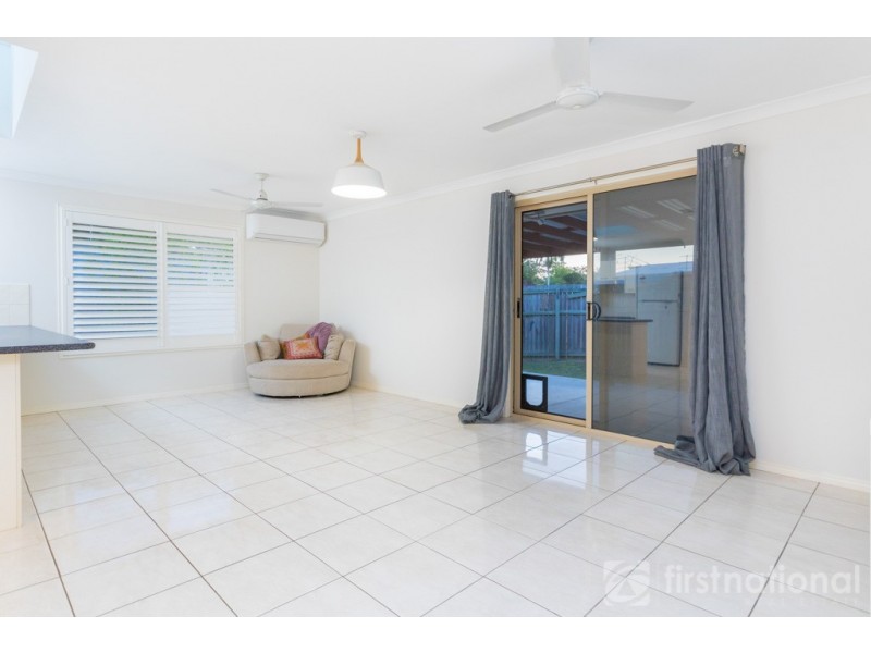 25 Railway Parade, Glass House Mountains QLD 4518