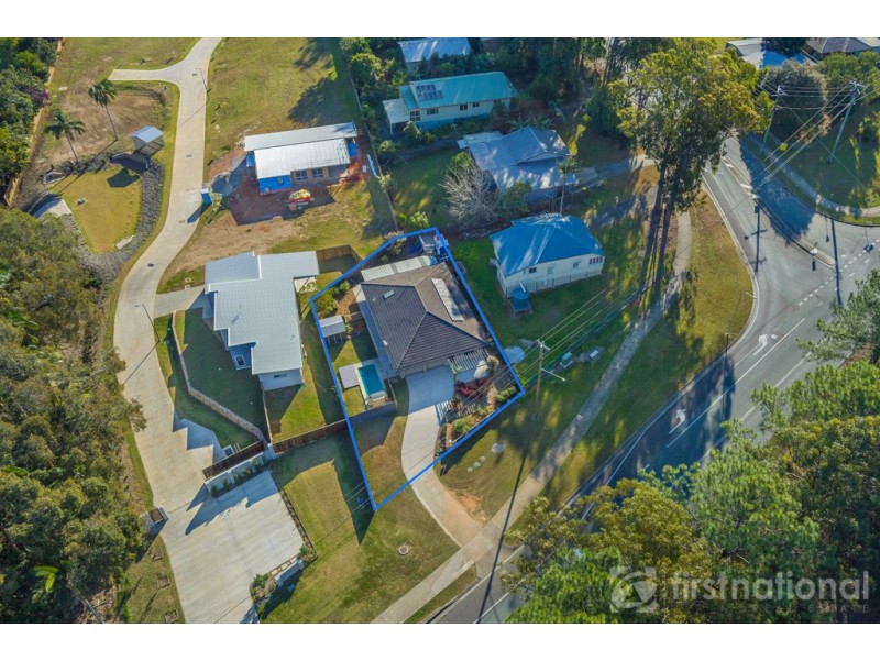 25 Railway Parade, Glass House Mountains QLD 4518