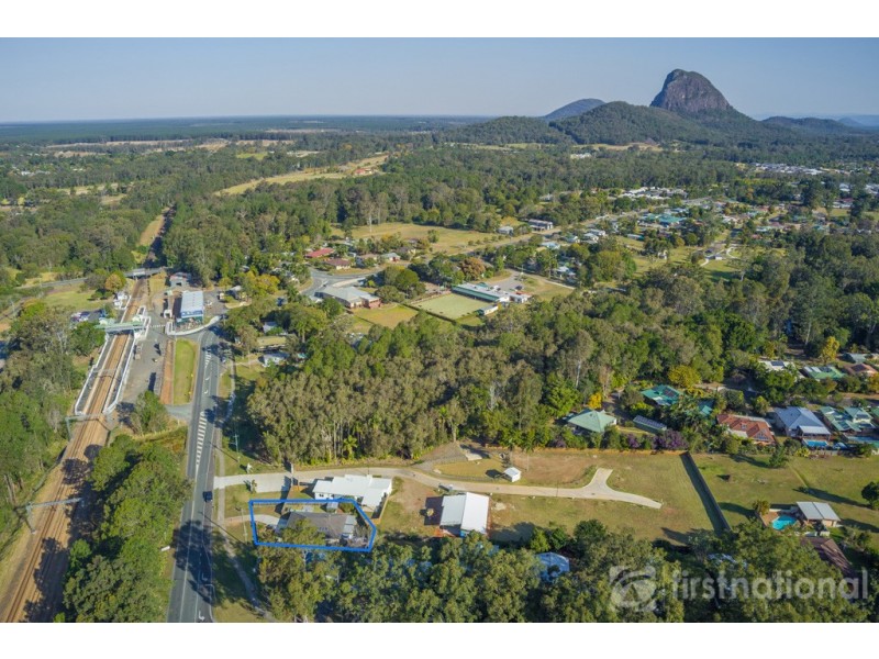 25 Railway Parade, Glass House Mountains QLD 4518