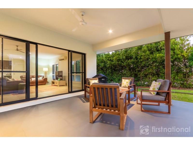 9 Peak View Place, Glass House Mountains QLD 4518