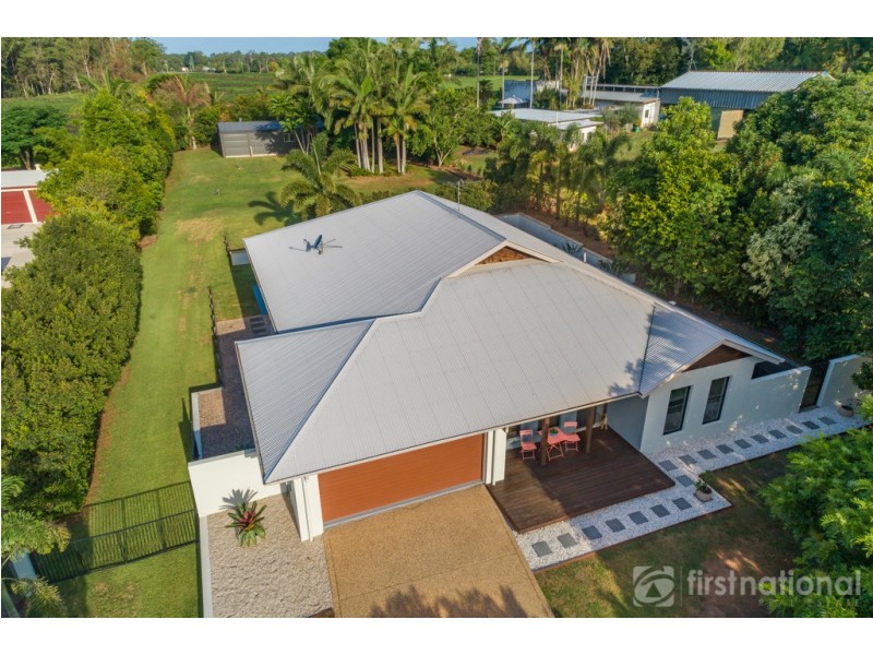 9 Peak View Place, Glass House Mountains QLD 4518