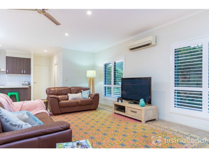 9 Peak View Place, Glass House Mountains QLD 4518